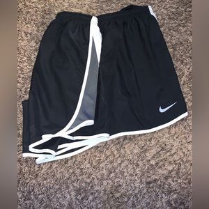 Brand new women’s Nike shorts.